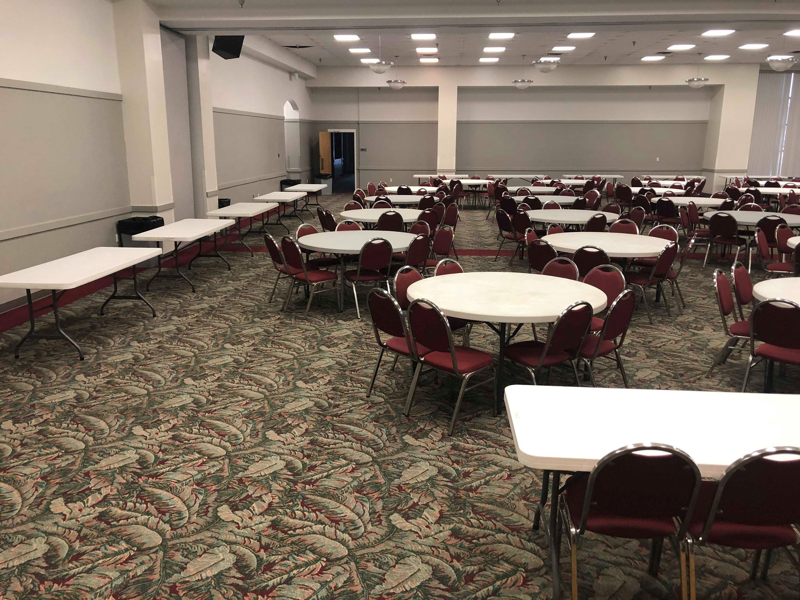 Banquet Hall D Banquet Set-Up